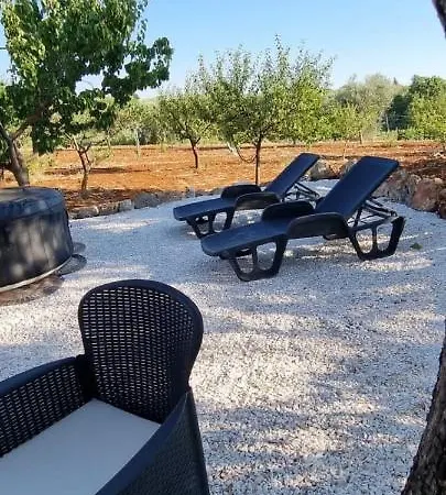 بيت للعطل Trulli Conca D'oro كاستيلانا غروتي